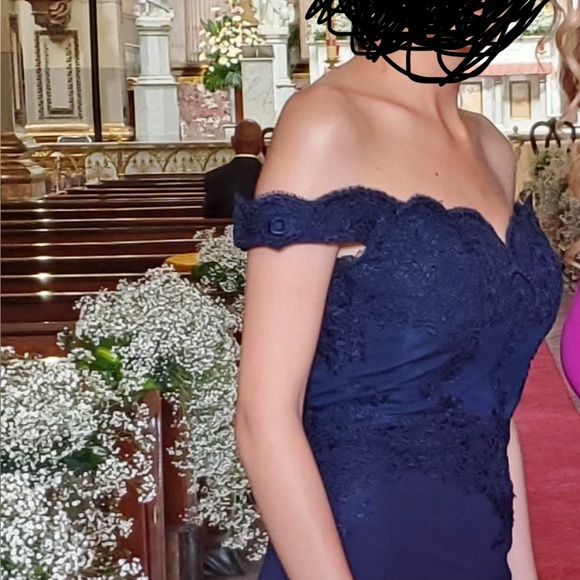 Elegant Navy Blue Lace Gown - Picture 8 of 8